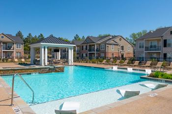 Pool with in water lounges 
